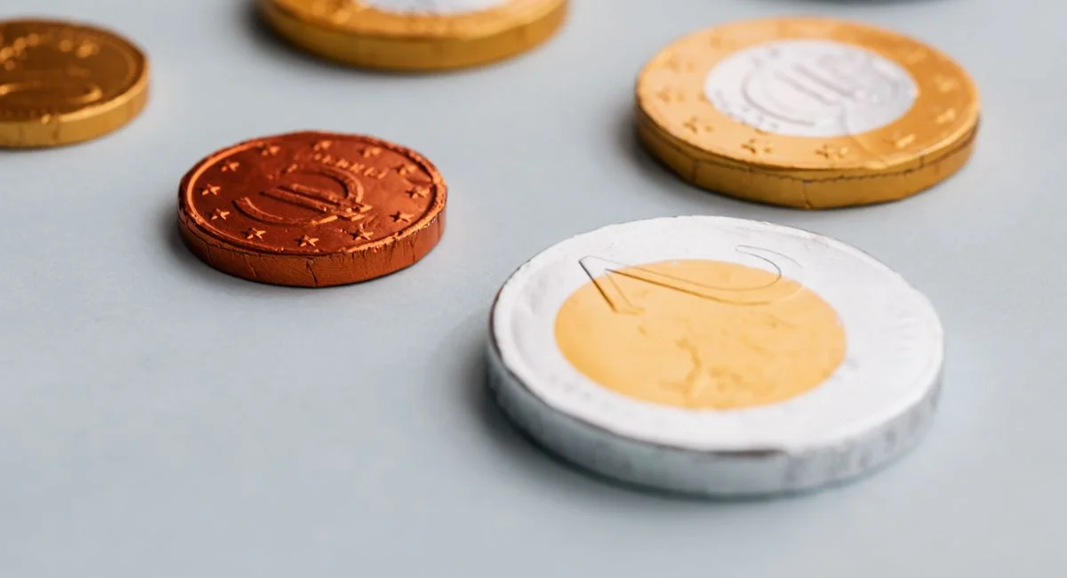 Illustration, Avantages économiques exclusifs pour les joueurs en France