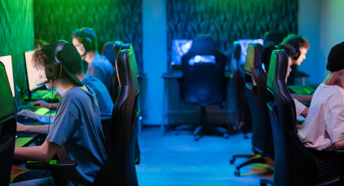 Illustration, Configuration matérielle exigée tournois esport 2026 France
